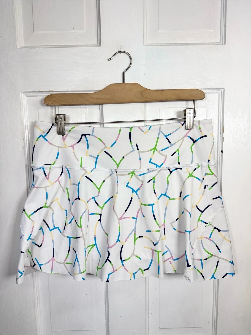 Athleta Ace Printed Tennis Skort 13.5 White Multicolor Pattern W2525 Sz L